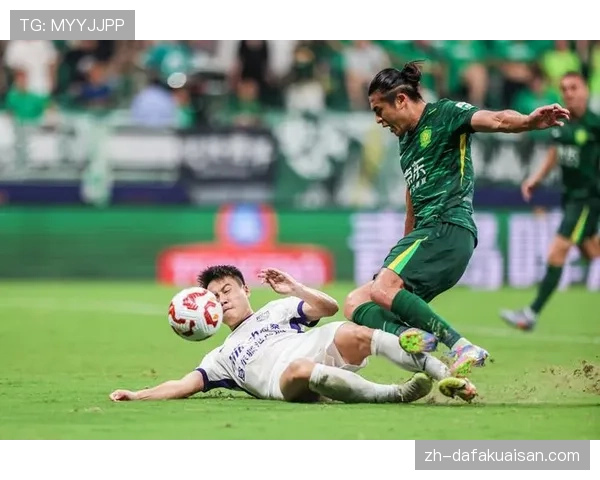 北京国安13人伤病潮下防守渐稳，上轮零封浙江显底蕴犹存